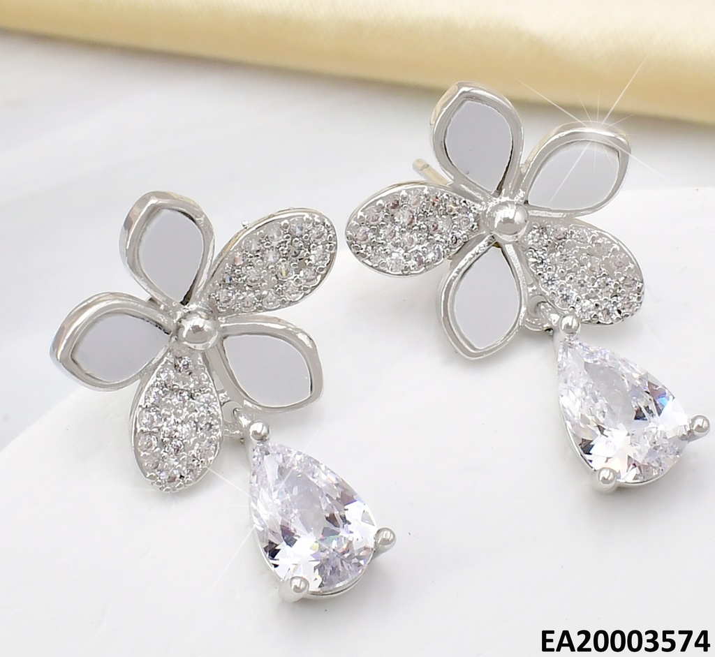 ARETES PLAT.FLOR 5 PETALOS BLANCOS/ZIRC/ZIRC OV EE924-3