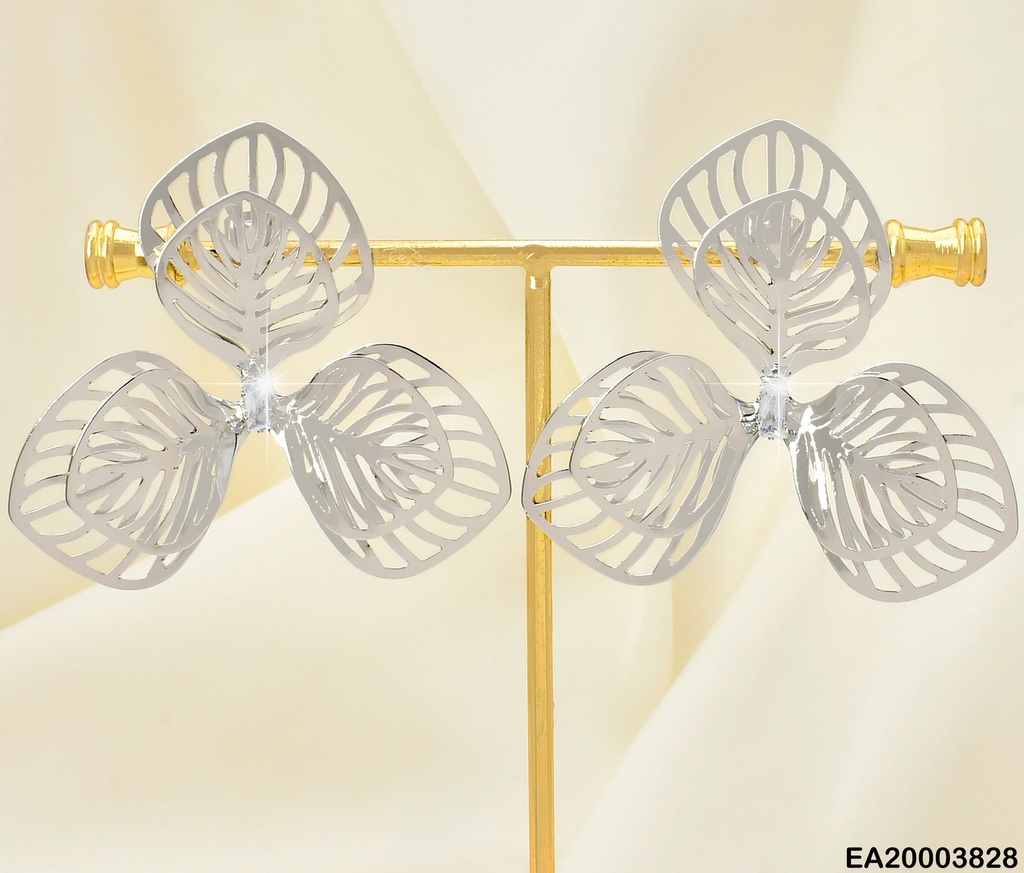 ARETES PLAT FLOR CALADA / ZIRC RECT. CENTRO EE1877-301