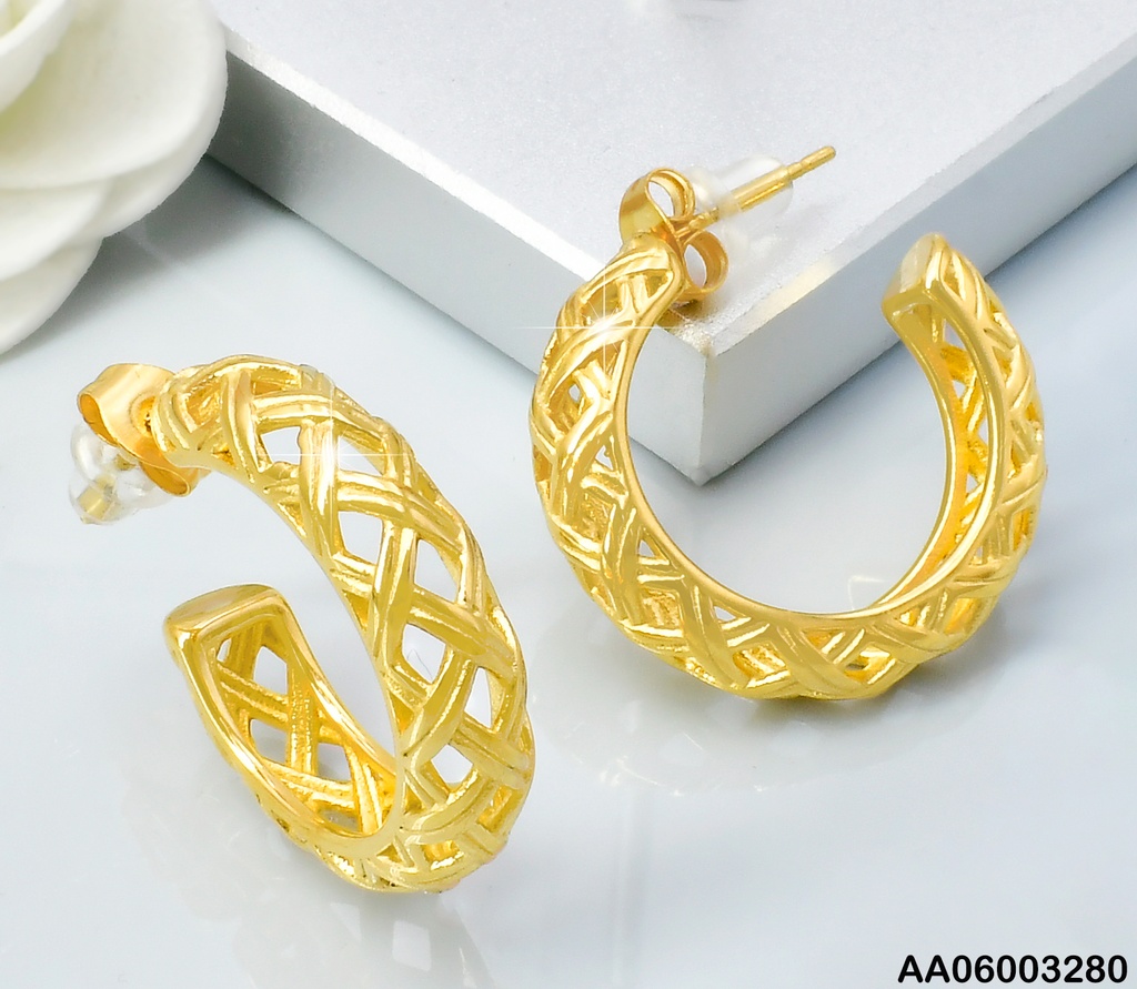 ARETES DOR "C" CALADO 084530-113