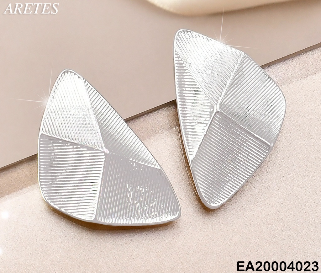 ARETES PLAT. TRIANGULOS RELIEVES/RAYADOS EE2085-301