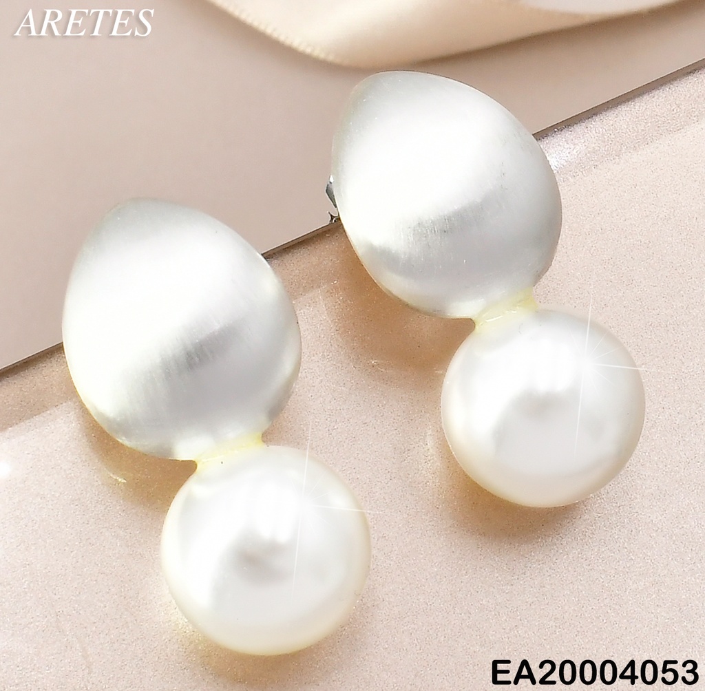 ARETES OVALOS PLATEADOS C/PERLA COLGANTE EE2191-301