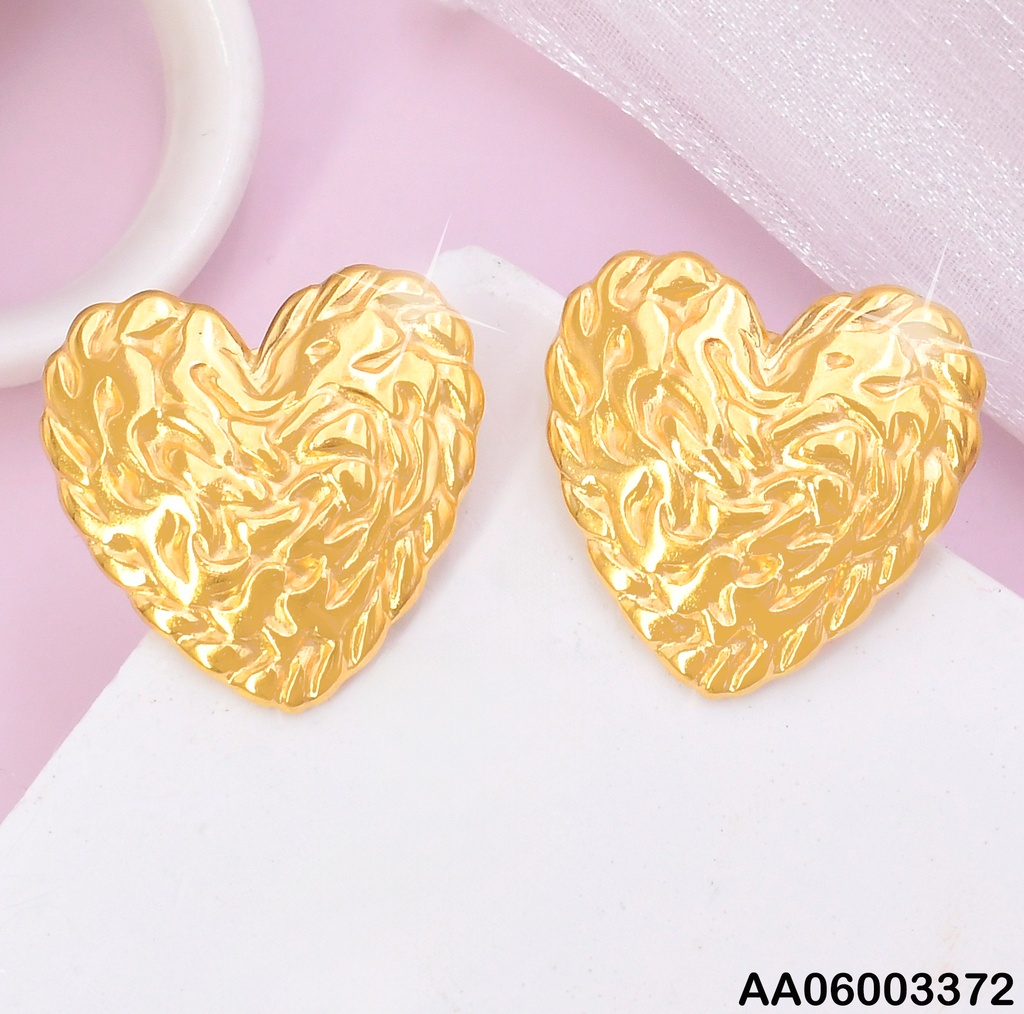 ARETES DOR CORAZON CORRUGADO VD084363-113
