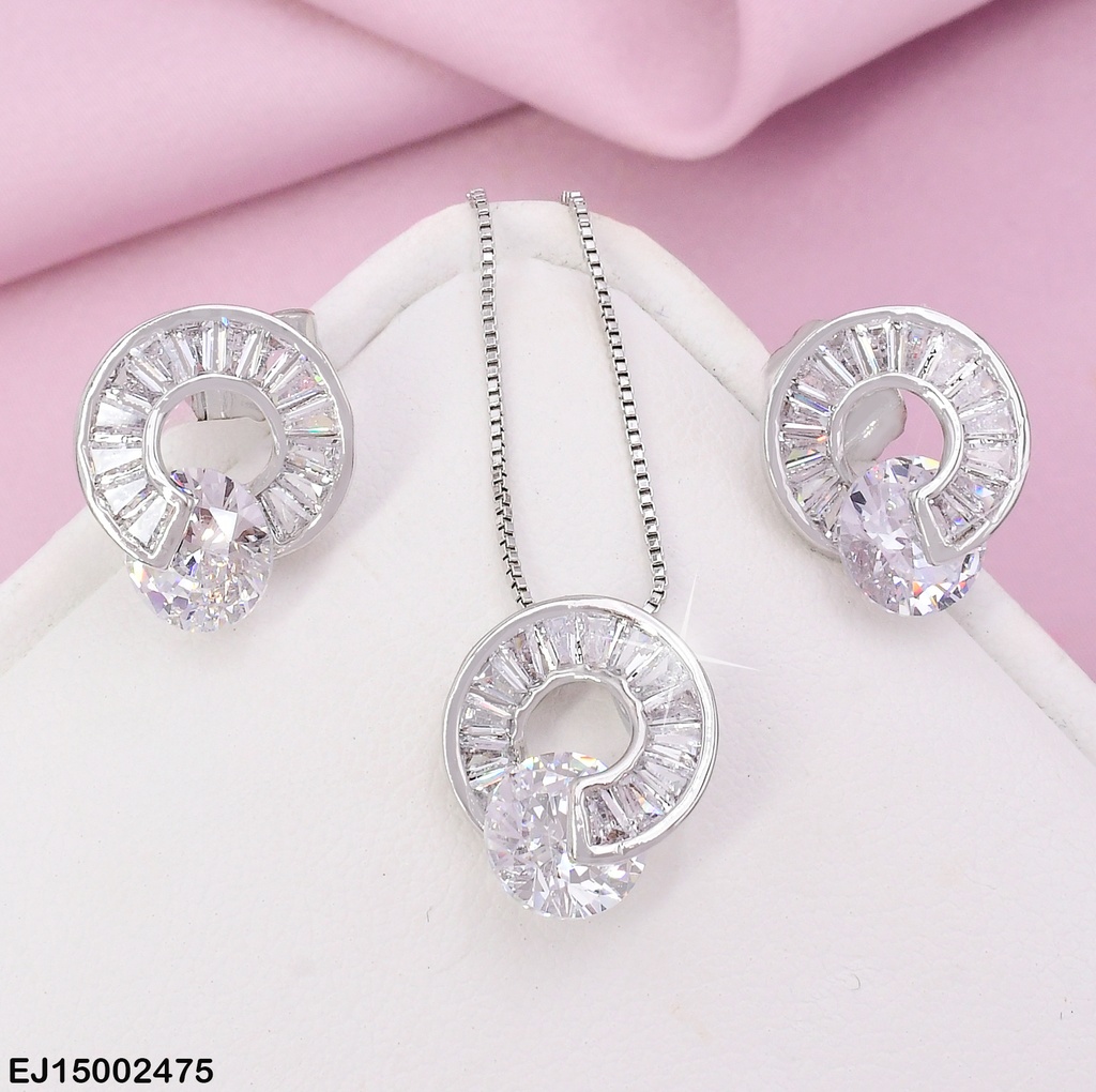 SET PLAT ZIRCONIA OVAL./CIRCULO ANCHO SE784-104