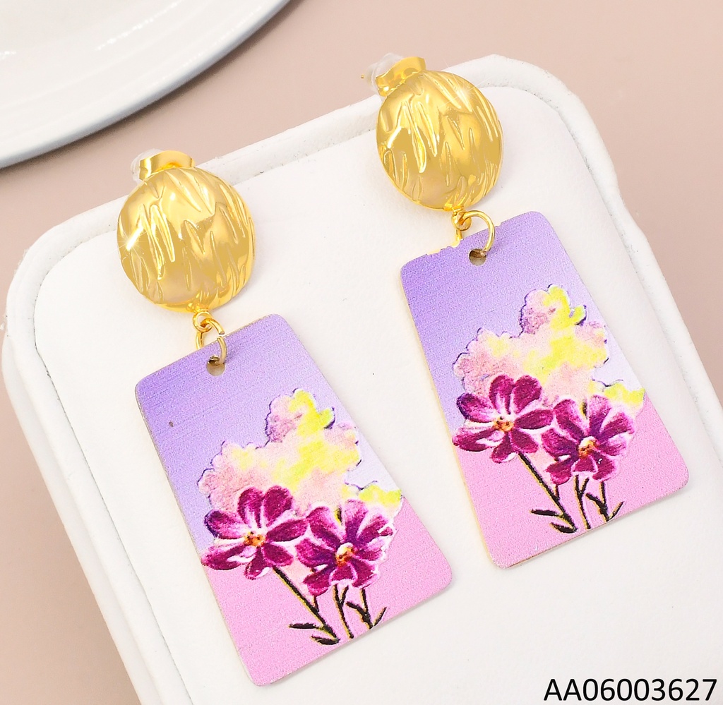ARETES DOR RD RAYAS/PLACA FLORES MORADAS PINTADAS K8342-466