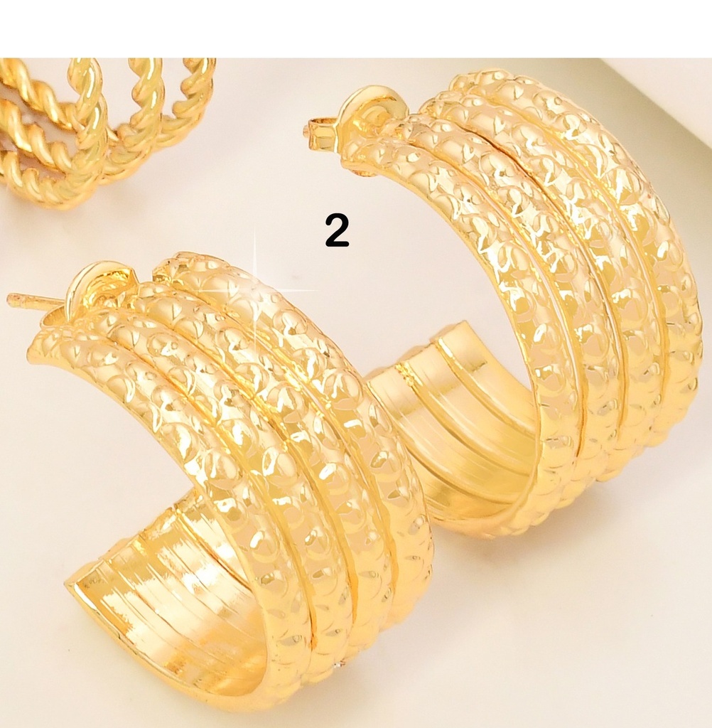 ARETES DOR "C" (4) LINEAS PUNTEADO N3369-123