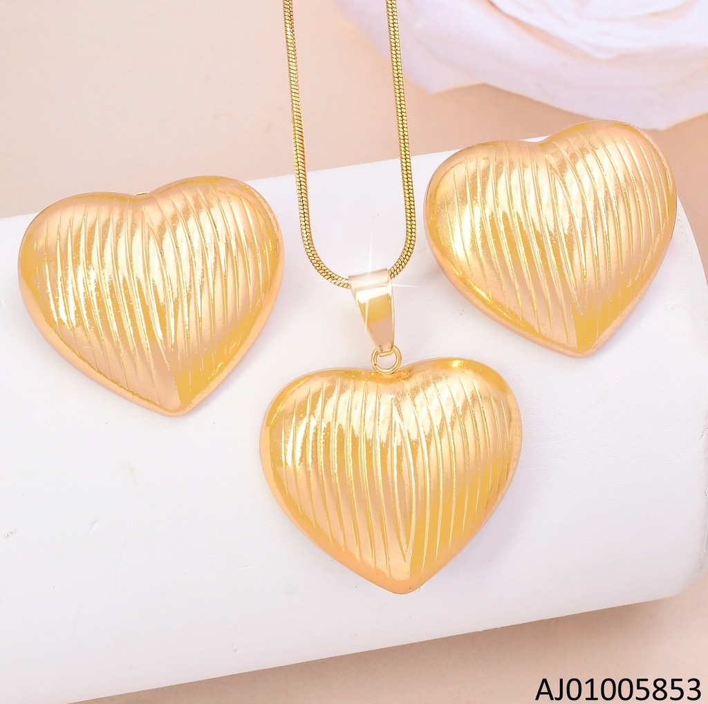SET DORADO CORAZON RAYAS EN VERTICAL SA1251-331