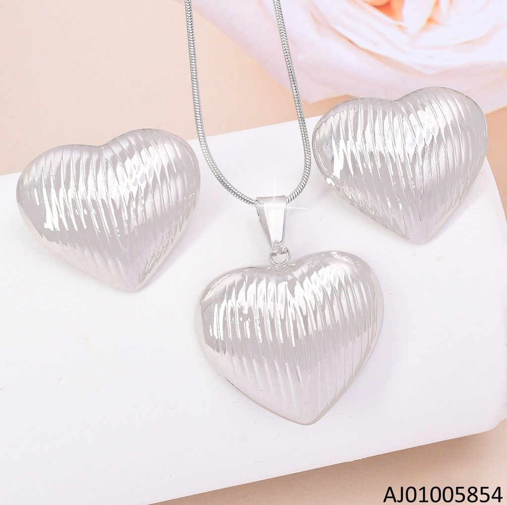 SET PLATEADO CORAZON RAYAS EN VERTICAL SA1260-331