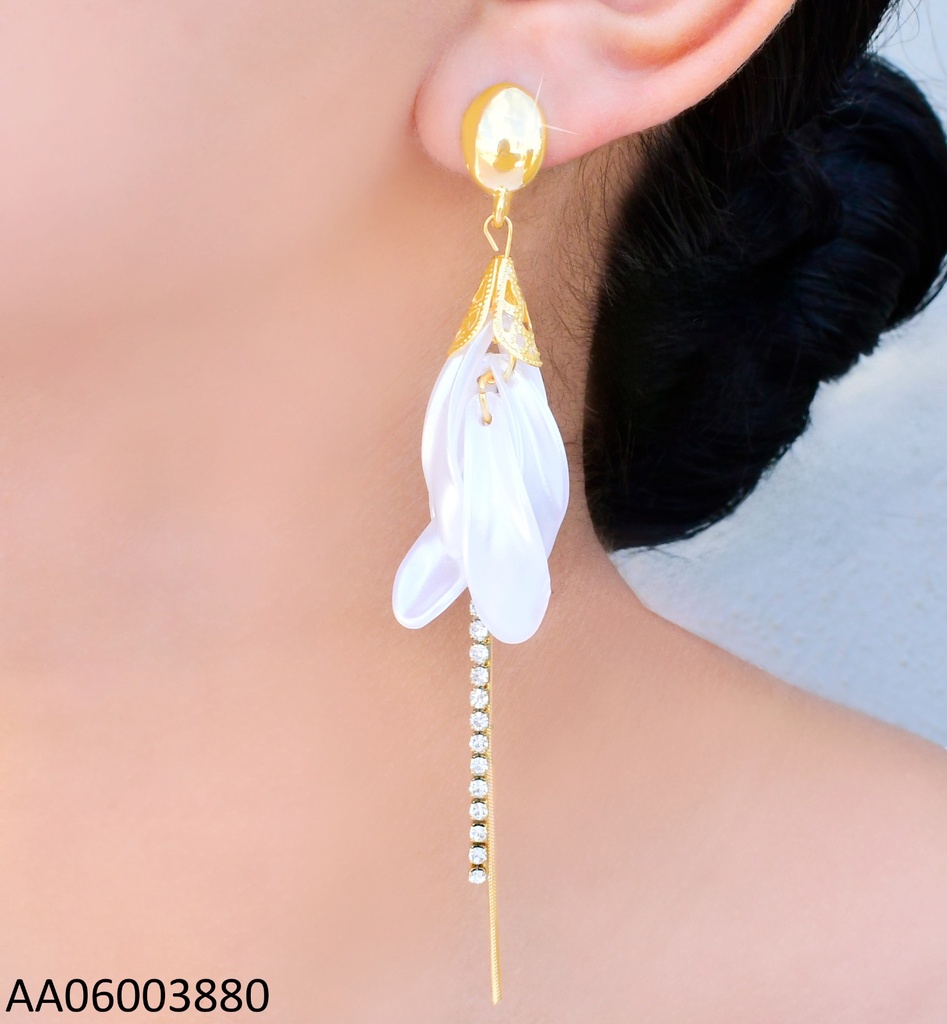 ARETES OV.DOR C/PETALOS BLANCOS-LINEAS ZIRC.EA1242-45