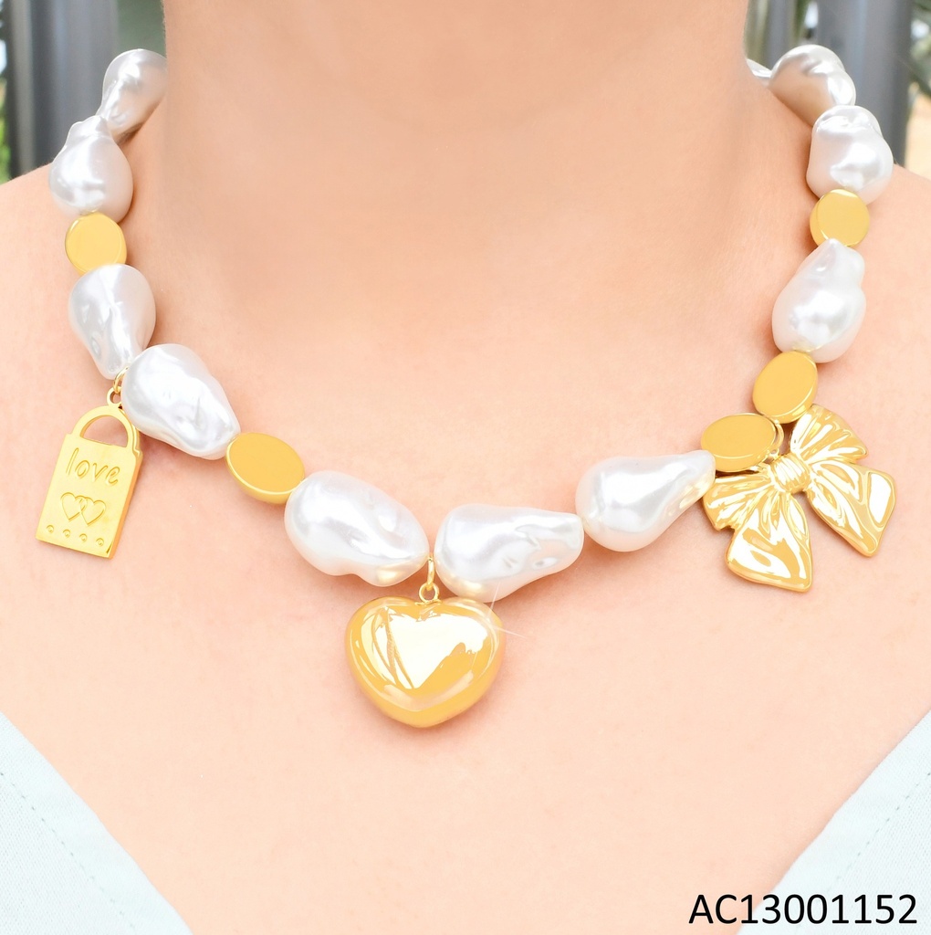 CADENA DOR PERLAS IRREG/OVALOS/DIJES LAZO/CORAZON/CANDADO CA443-45