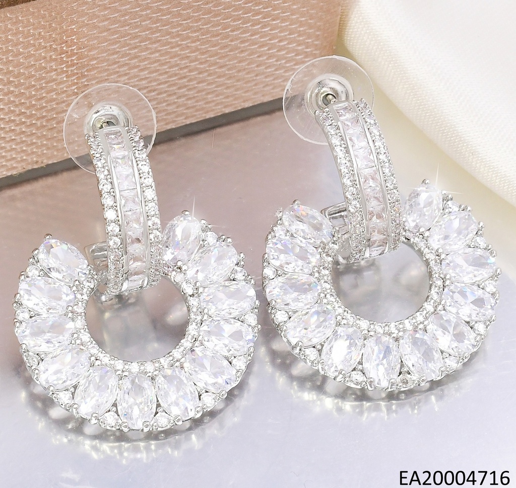 ARETES TRENDY PLAT."C" C/GUIRNALDA DE ZIRCONIAS EE4715-6