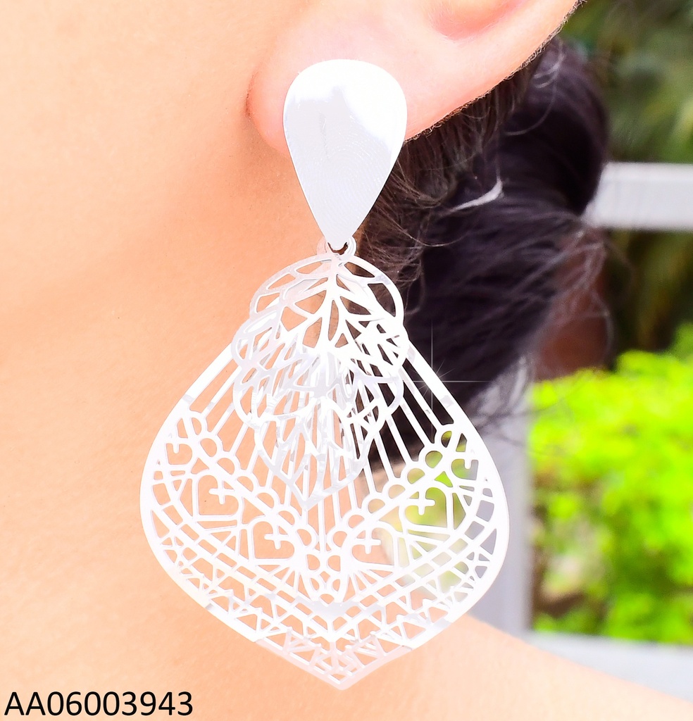 ARETES PLAT GOTA INVERTIDA/ HOJA CALADA KE112648-BI