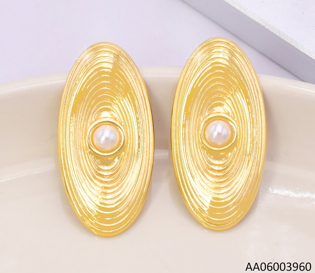 ARETES DOR OVALO RAYADO/PERLA CENTRO KE118942
