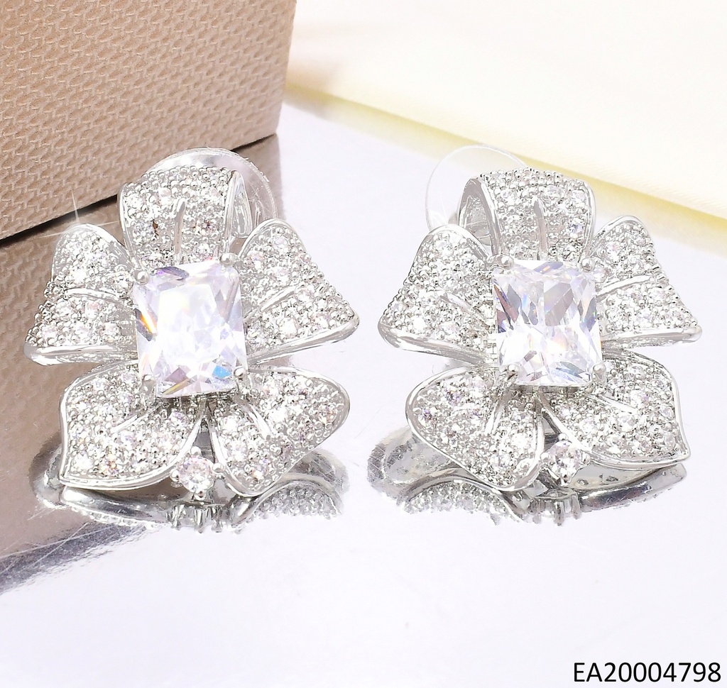 PENDIENTES ELEGANTES CON PEDRERÍA 14K/ FLOR 5 PET. /PLAT ZIRC. RECT EE4605-6