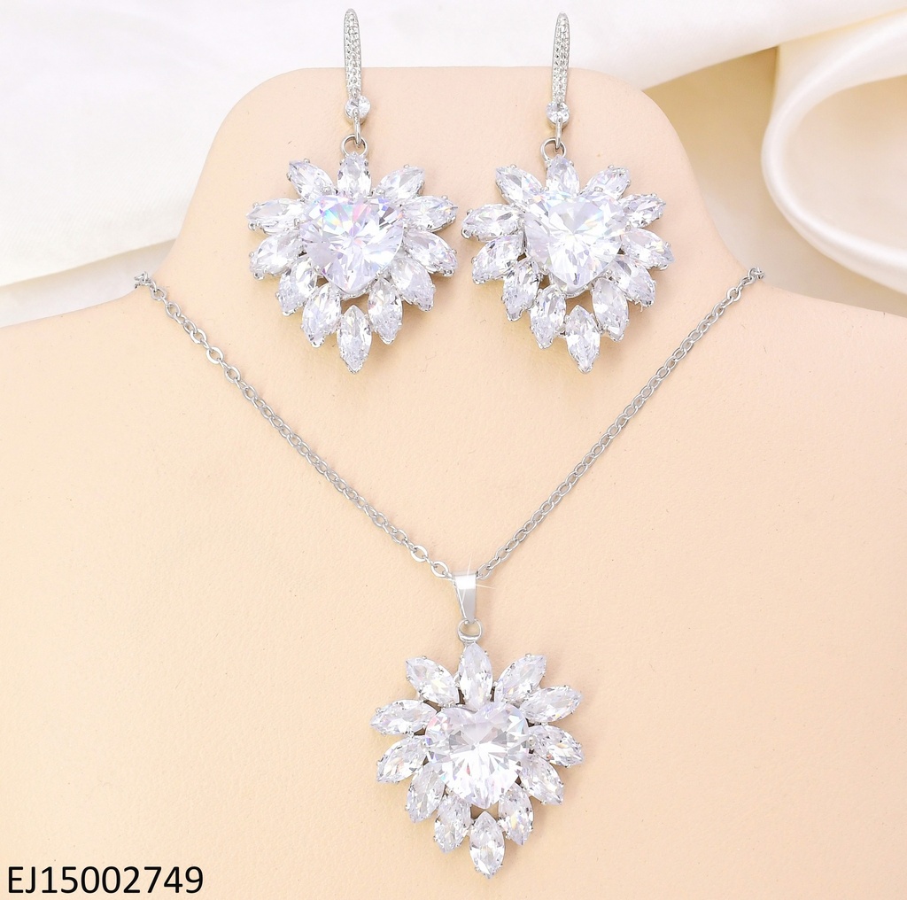 SET PLAT CORAZON CRISTAL / ZIRC. OVALADAS CRISTAL ALREDEDOR SE1285-300