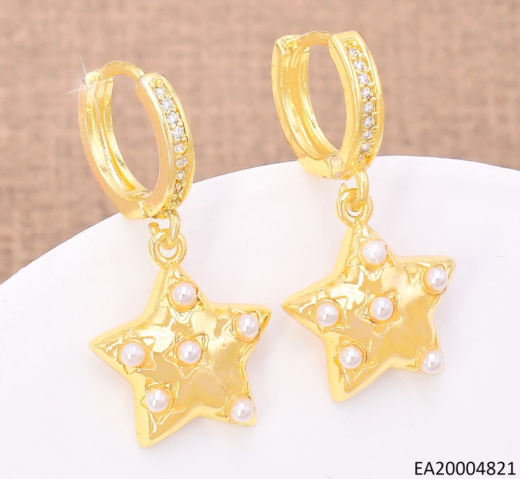 ARETES HUGGIES  DORADO / ESTRELLA PERLAS EE4187-9
