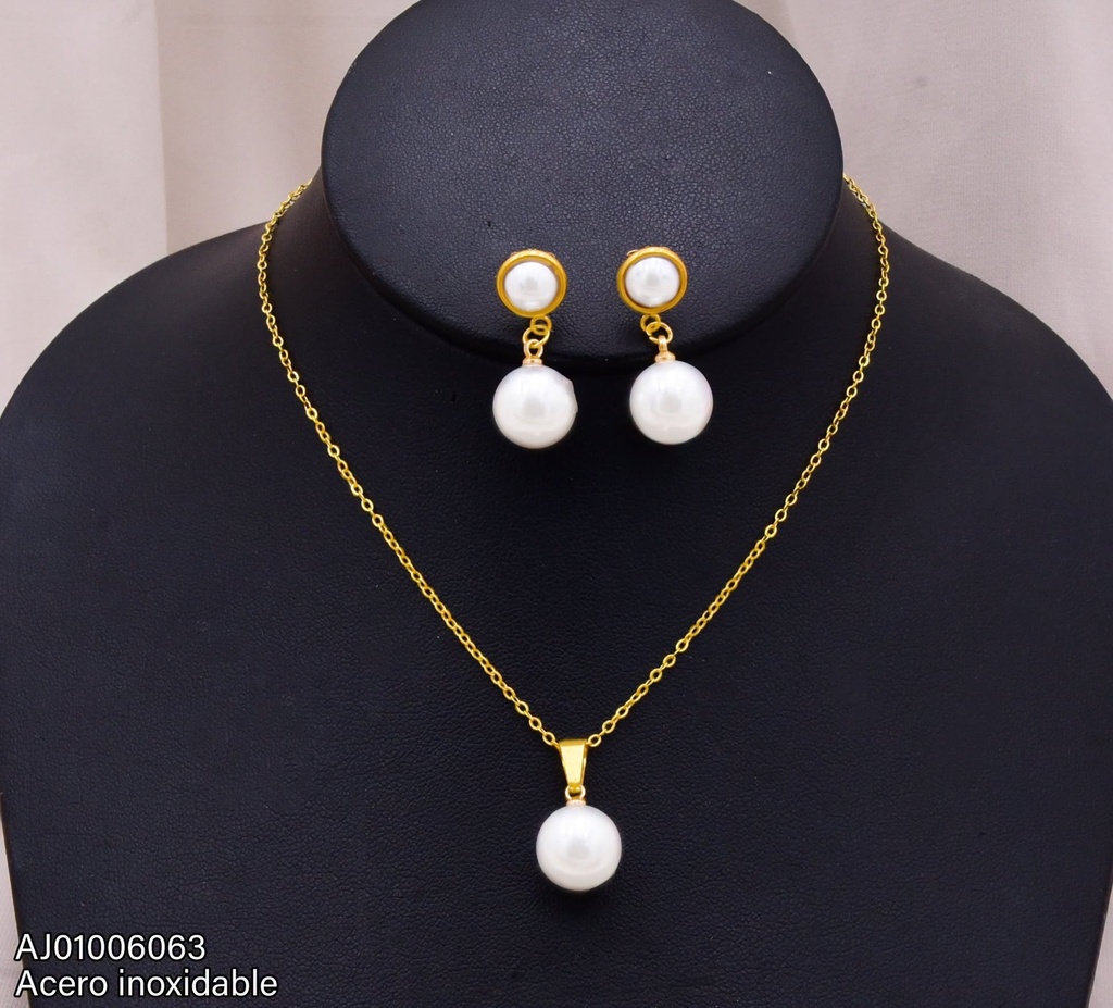 SET DORADO DOBLE PERLA VERTICAL 7117-698