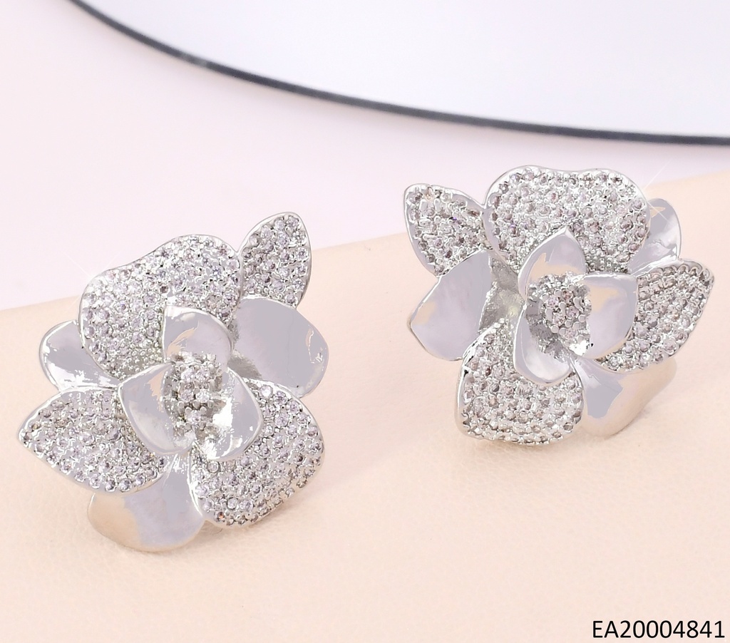 ARETES PLAT FLOR PETALOS LISOS & ZIRC. EE5017-268