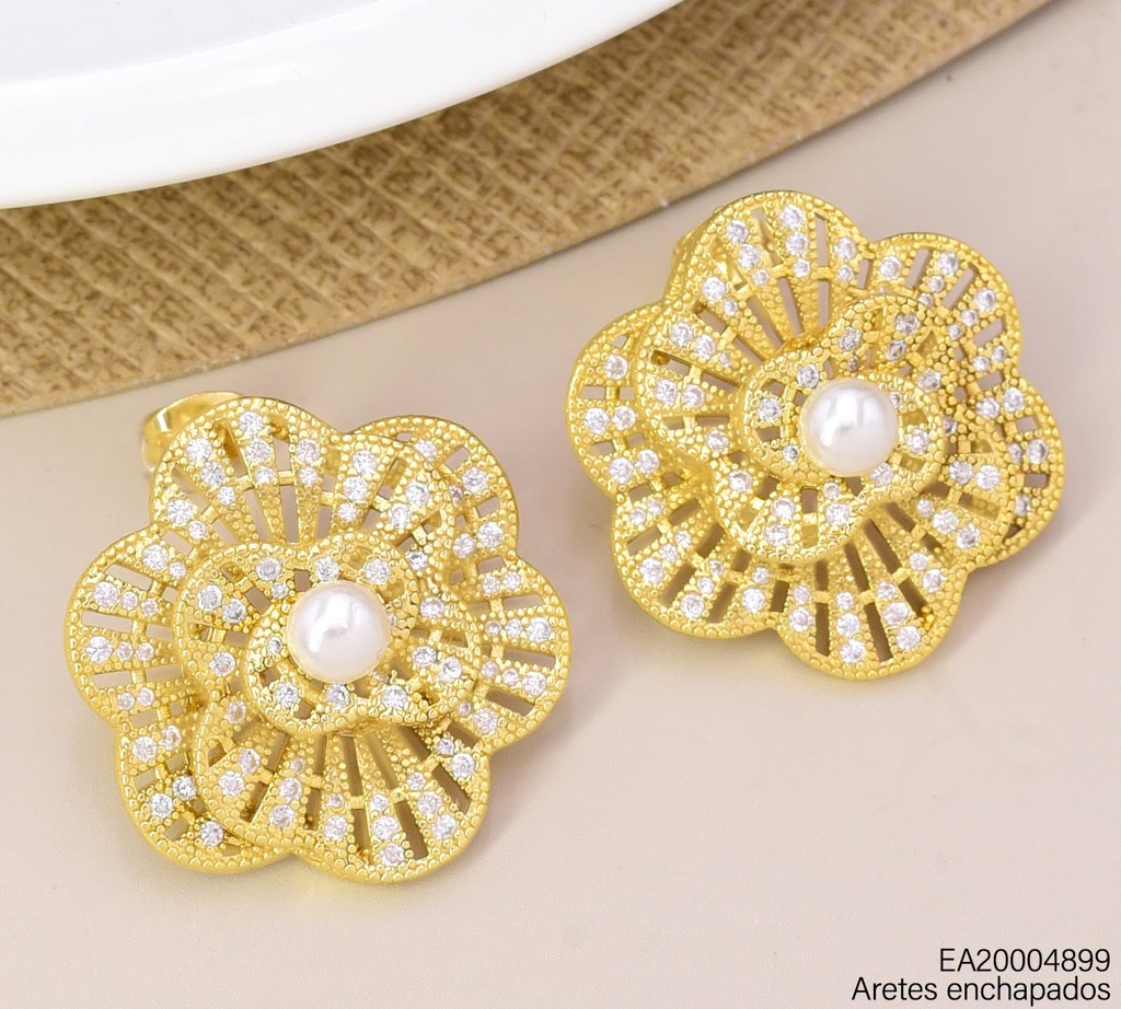 ARETES DOR FLOR PETALOS EN ESPIRAL / PERLA CENTRO EE5094-260