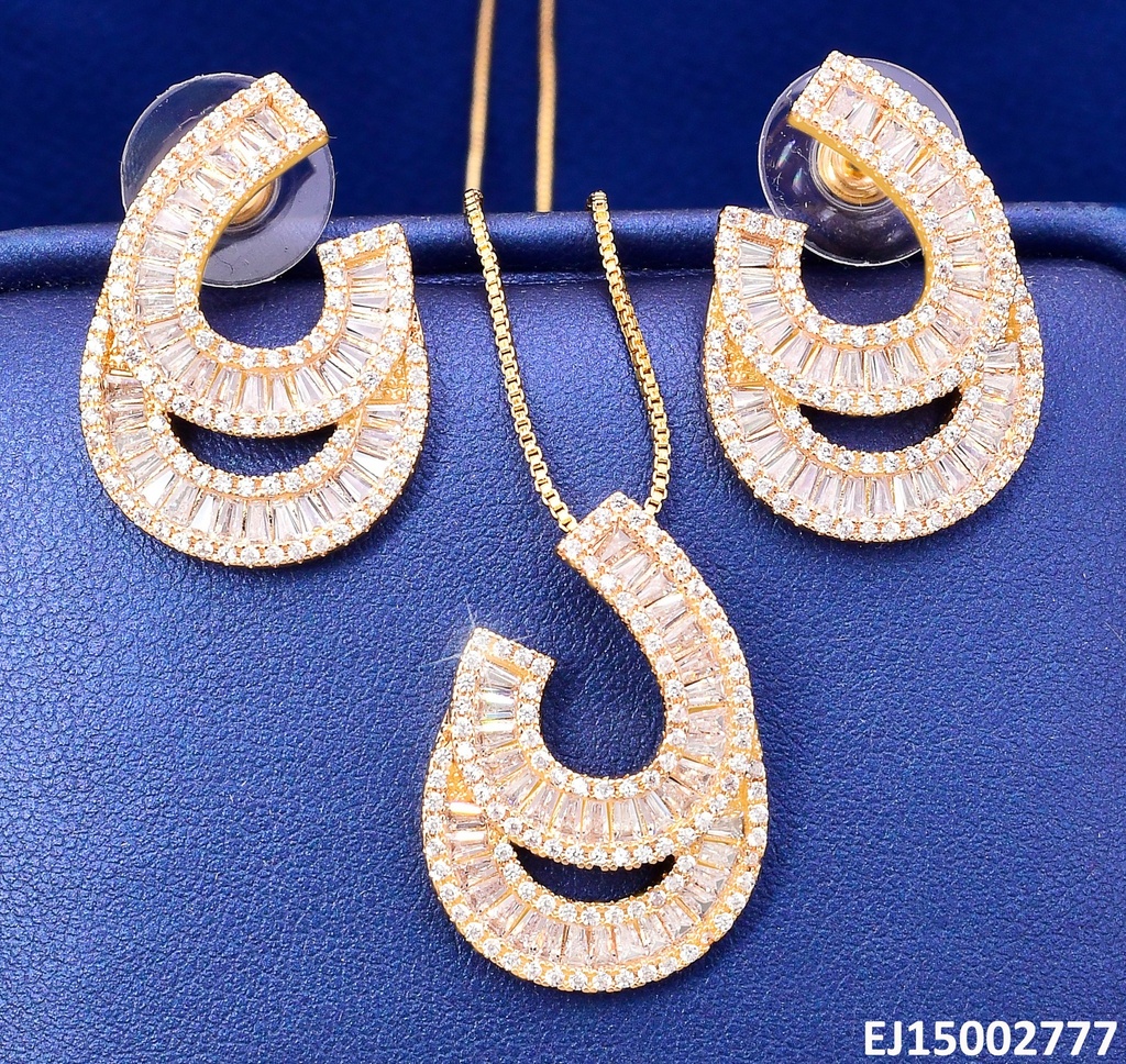 SET DORADO DOBLE "J" ZIRC. RECTANGULARES SE1204-6