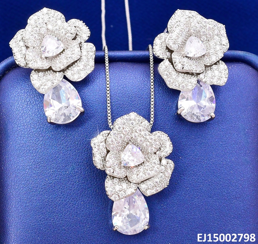 SET PLATEADO FLOR ZIRC/ ZIRC GOTA COLGANTE SE1255-6