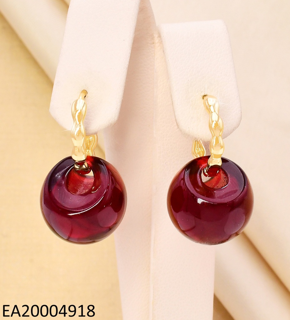 ARETES HUGGIES SECCIONADO /PELOT. ROJA EE5132-420