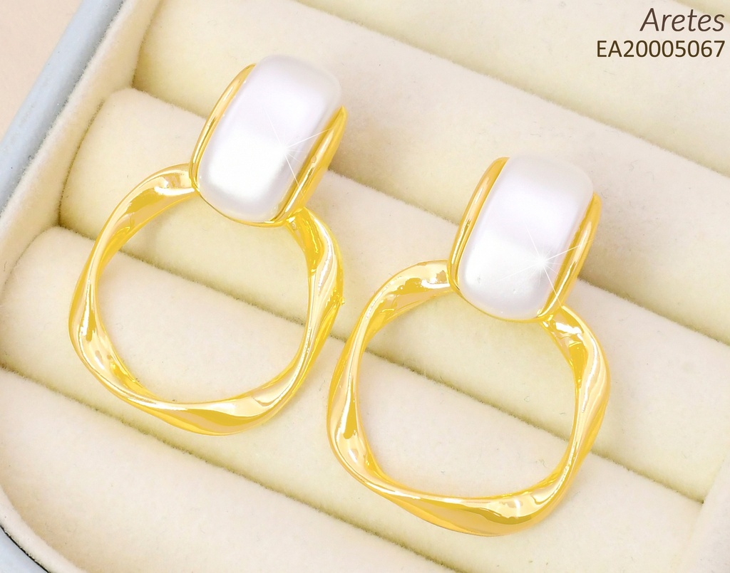 ARETES DOR OVALO BLANCO / CIRCULO IRREG. EE4228-301