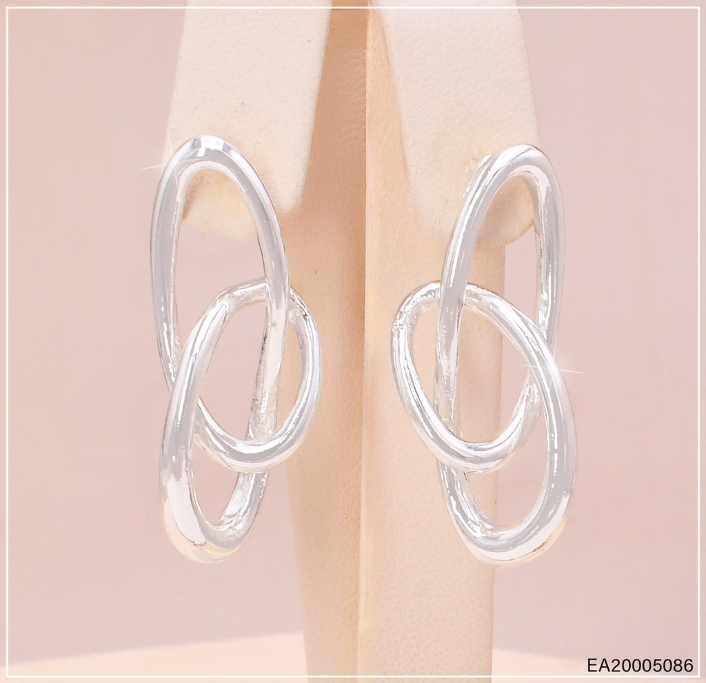 ARETES PLAT OVALOS ENTRELAZADOS (3) VERT. EE4249-301