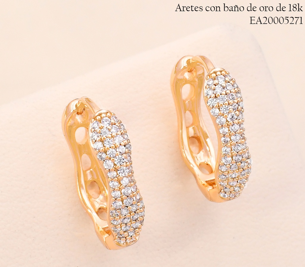 ARETES HUGGIES BAÑO DE ORO 18K OV.C/ZIRCONIAS