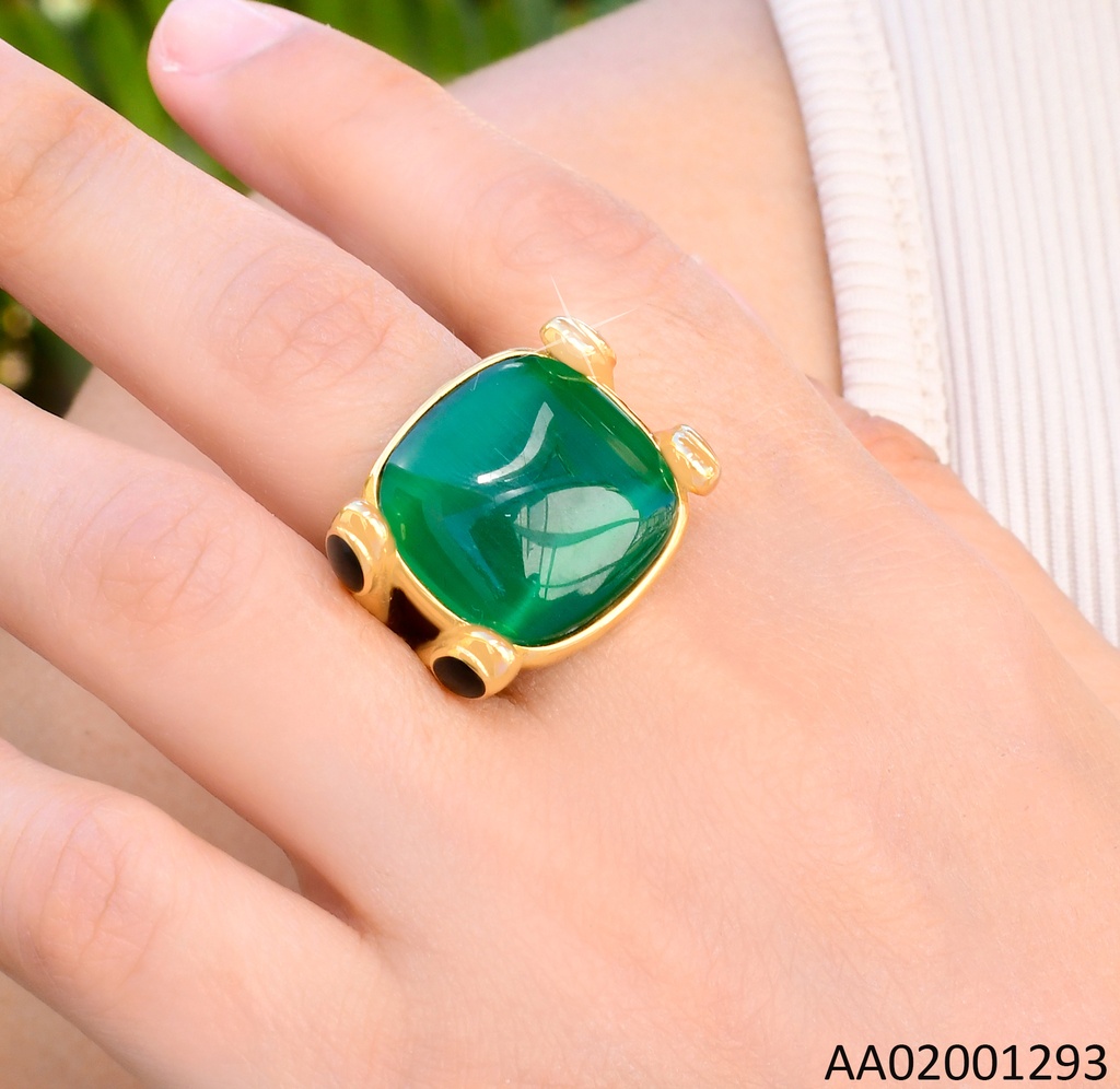 ANILLO DORADO PIEDRA VERDE CUADRADA RA639-305