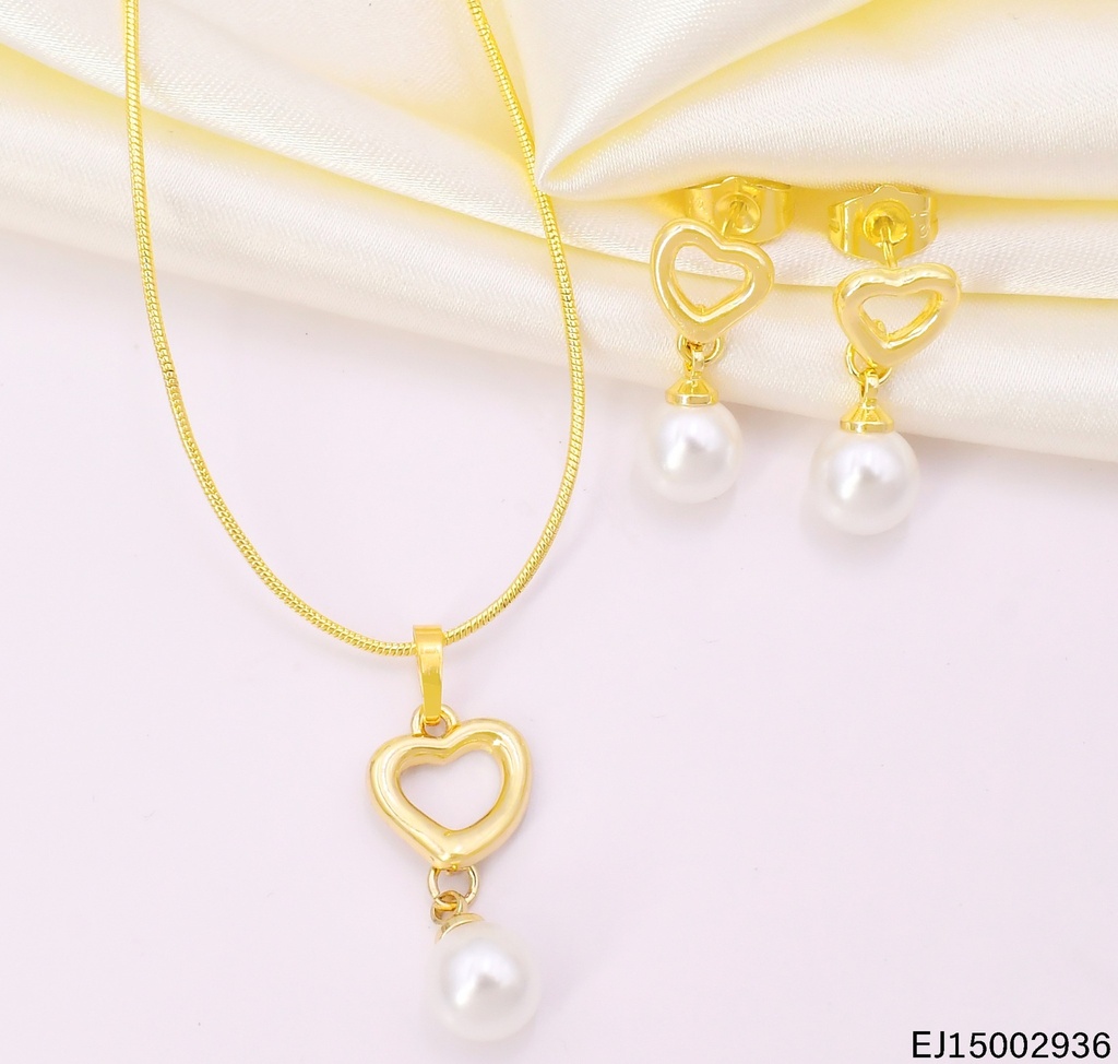 SET DORADO CROQUI CORAZON / PERLA COLGANTE F9426-206