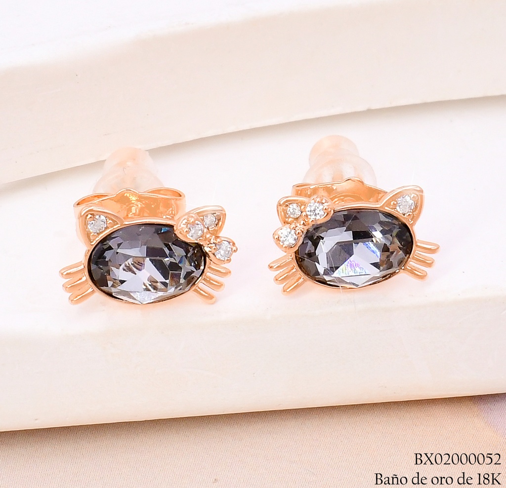 ARETES BAÑO DE ORO 18K. XUPING GATITA ZIRC.GRIS (X)