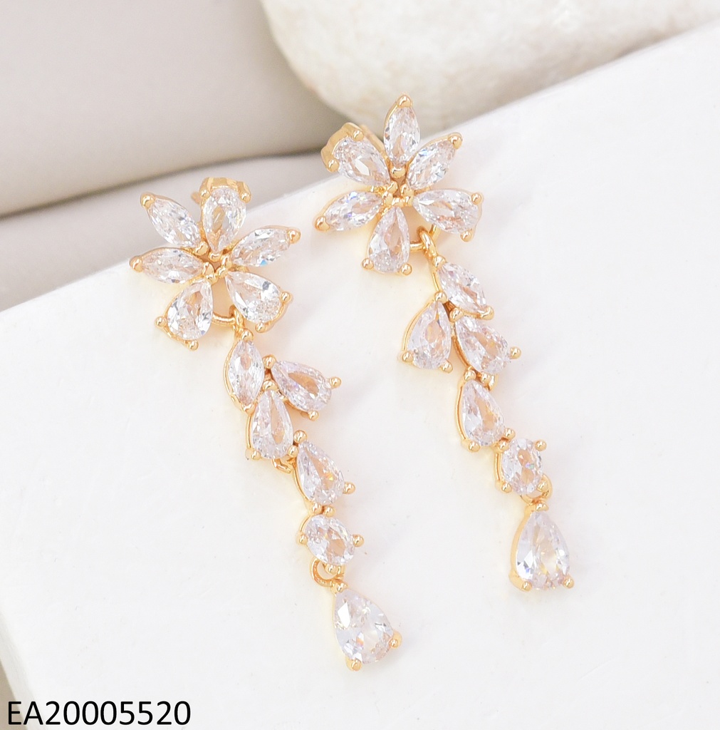 ARETES DORADOS FLOR/HOJITAS ZIRC.EE4806-6 18K (IN11)