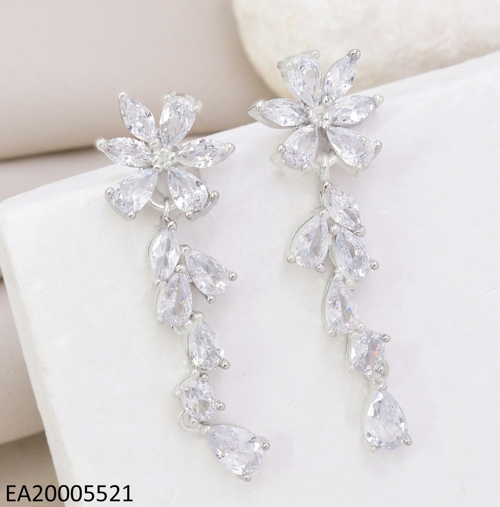ARETES PLATEADOS FLOR/HOJITAS ZIRC. EE4807-6 (IN11)