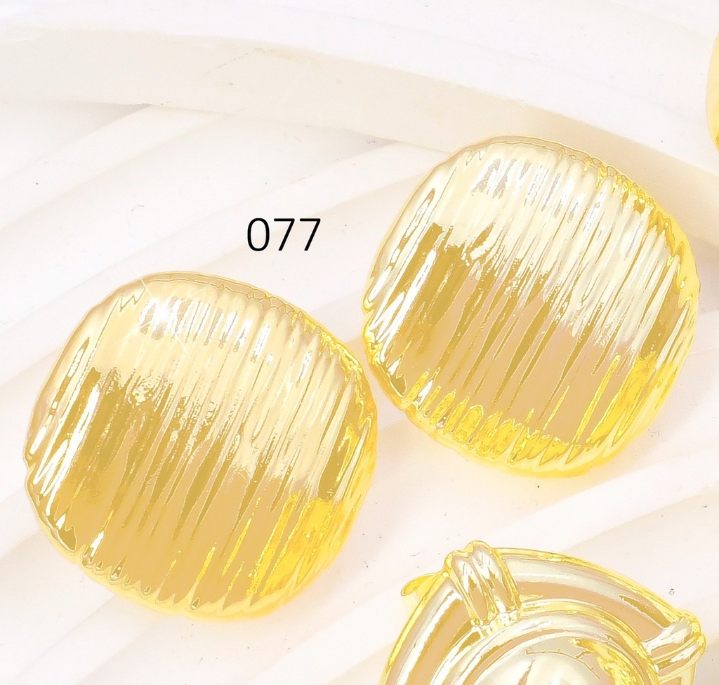 ARETES BAÑO DE ORO 14K. XUPING RD. GRABADO EE5252-427 012026