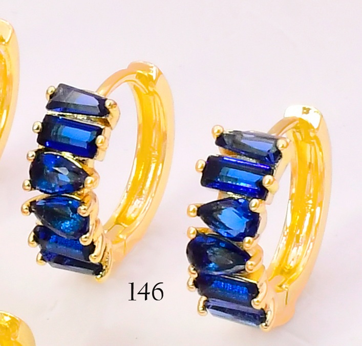 ARETES BAÑO DE ORO 14K. XUPING "C" ZIRC. AZUL EE5321-427 012026