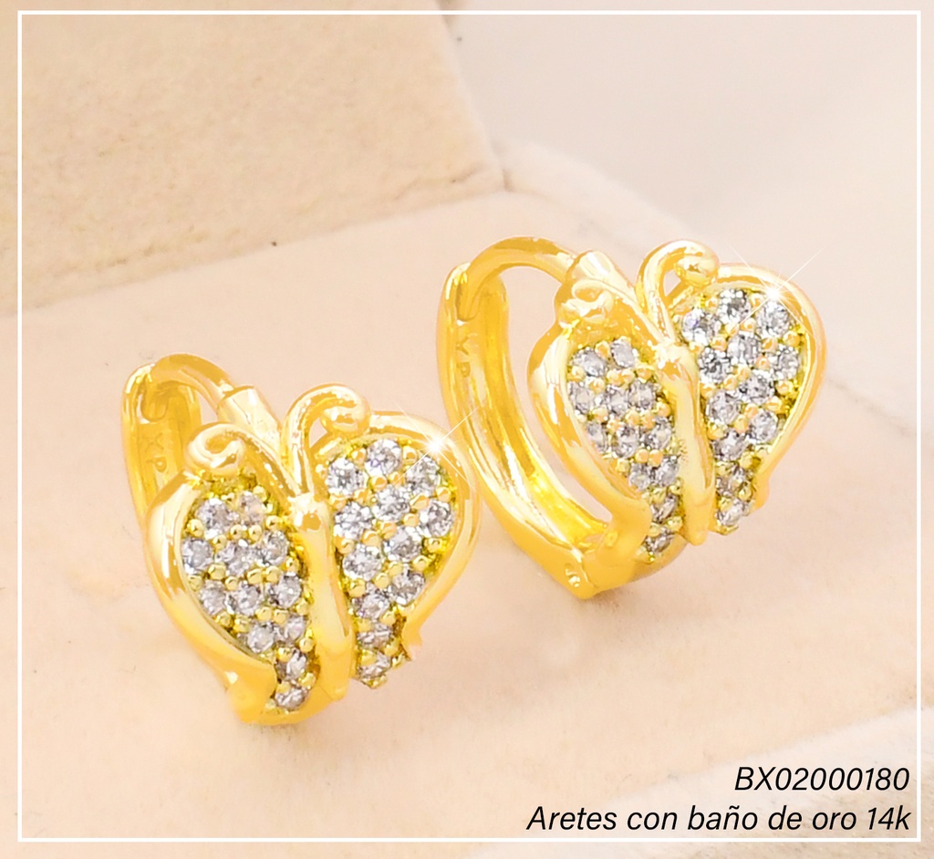 ARETES HUGGIES BAÑO DE ORO 14K. XUPING "C" MARIPOSA ZIRC. EE5356-427 012026