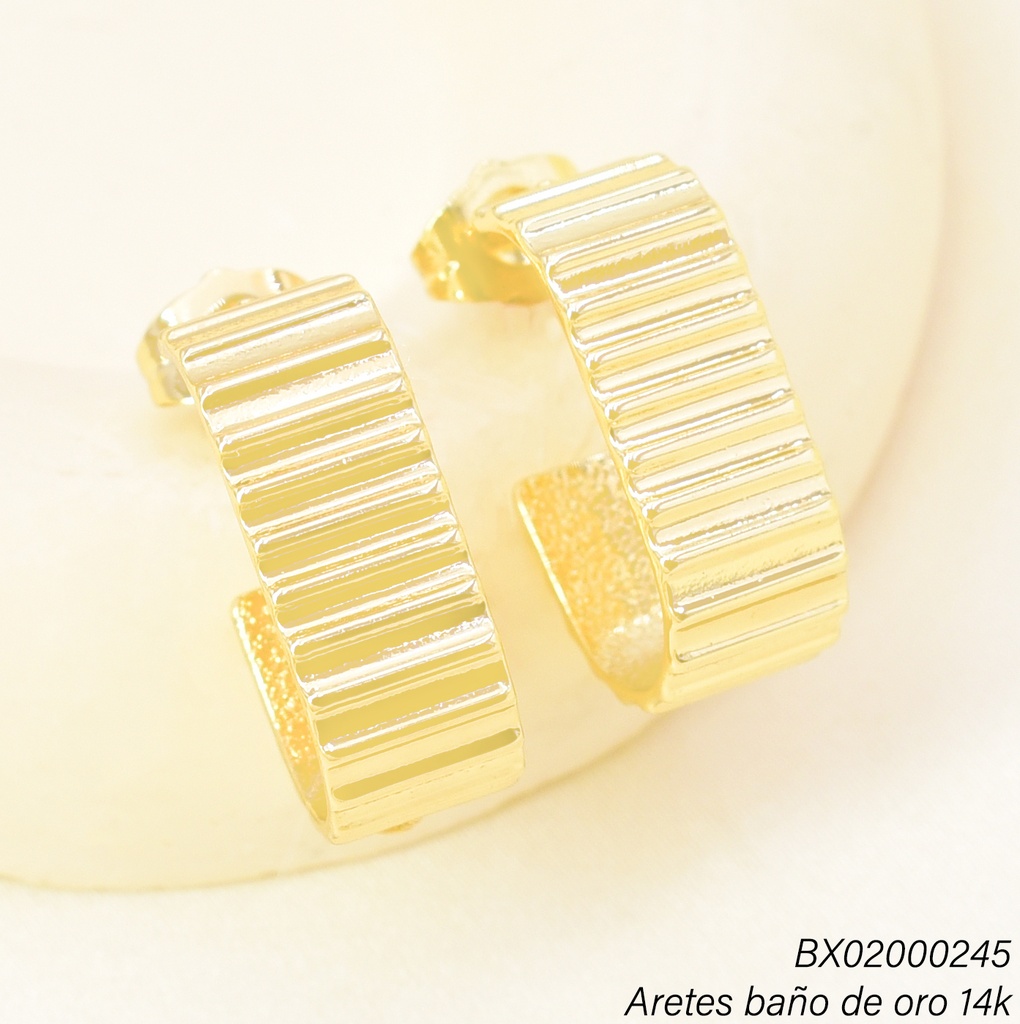 ARETES BAÑO DE ORO 14K. XUPING "J" LINEAS HORIZ. EE5433-428 012026
