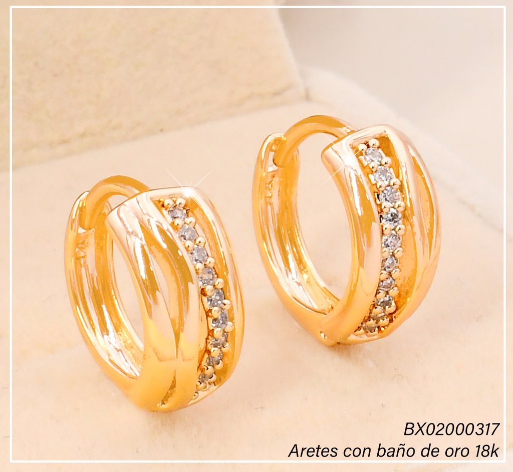 ARETES HUGGIES BAÑO DE ORO 18K. XUPING "C" ZIRC. OV. EE5494-428 012026