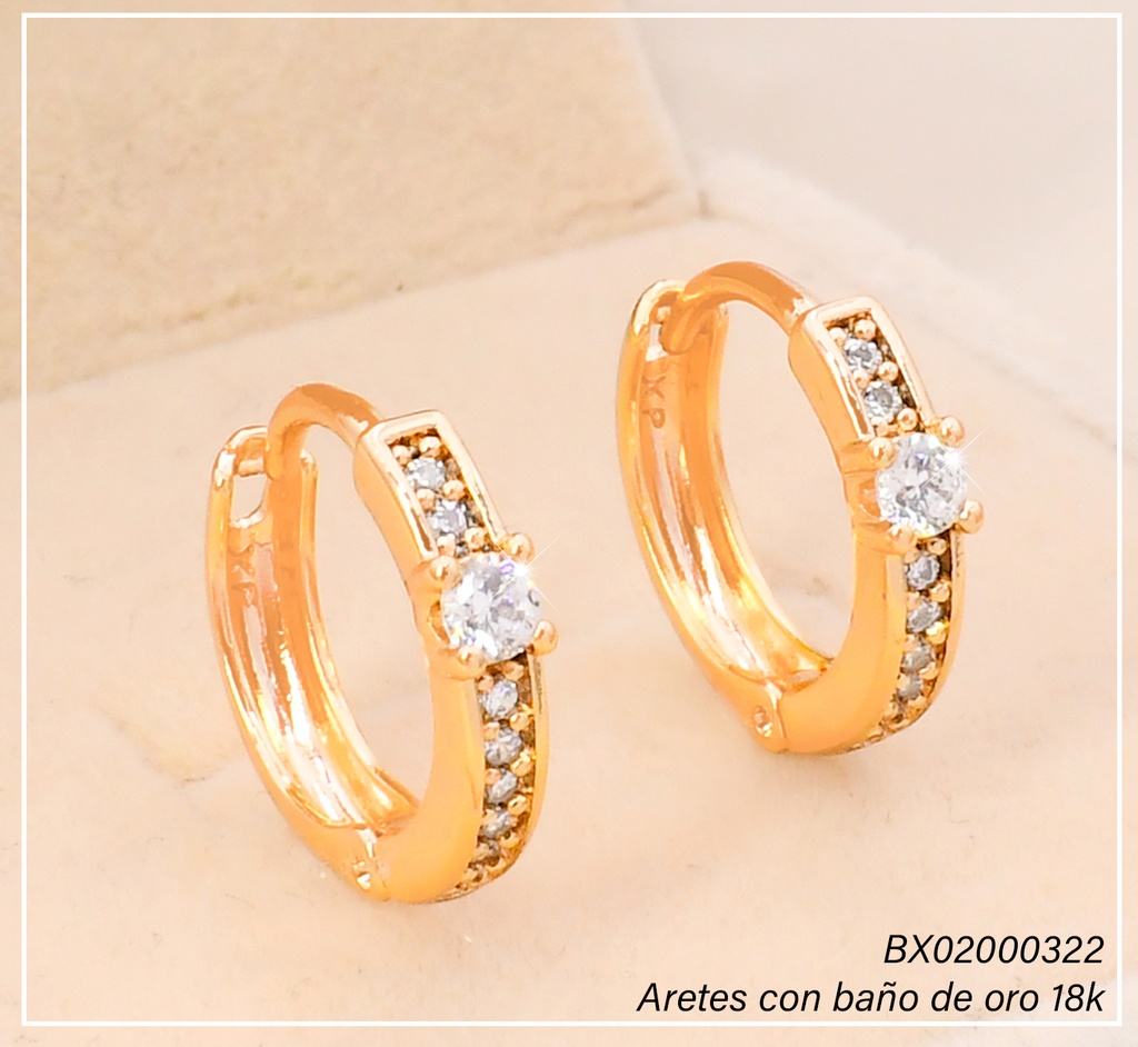 ARETES HUGGIES BAÑO DE ORO 18K. XUPING "C" LINEA ZIRC. EE5498-428 012026