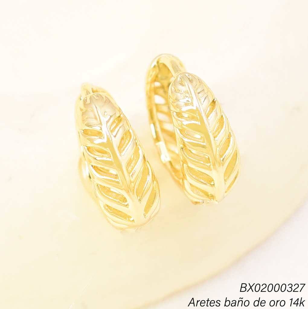 ARETES HUGGIES BAÑO DE ORO 14K. XUPING "C" HOJA EE5506-428 012026