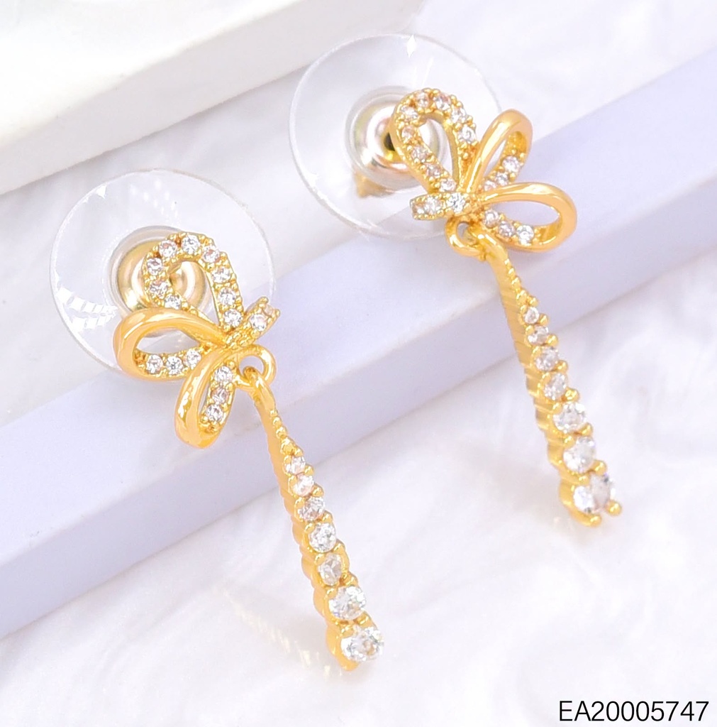 ARETES MARIPOSA VISTA LATERAL DOR/PLAT  ZIRC. EE4948-6 012026