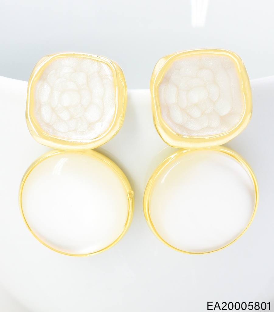 ARETES DOR CUADRO/CIRCULO CREMA EE5136-355 012026