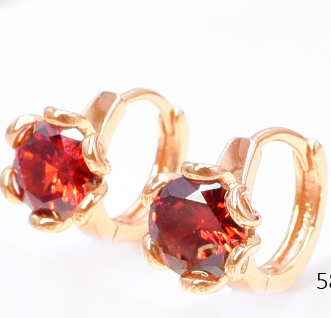 ARETES DOR. HUGGIES  ZIRC. RD. ROJA EE5621-291 012026 (CM)