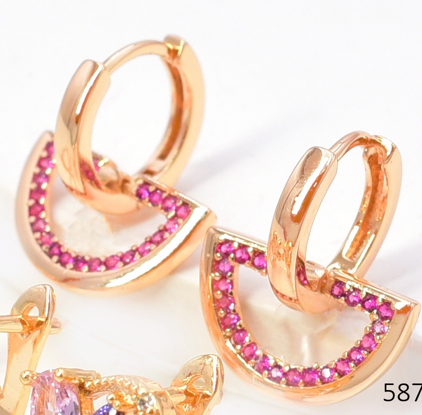 ARETES DOR. HUGGIES MEDIO CIRC. ZIRC.ROSA EE5674-291 012026 (CM)