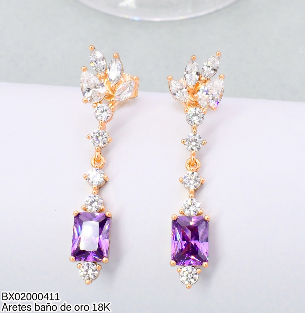 ARETES LARGOS BAÑO DE ORO 18K. XUPING HOJAS ZIRC.C/CUADRO LILA JECF-12128