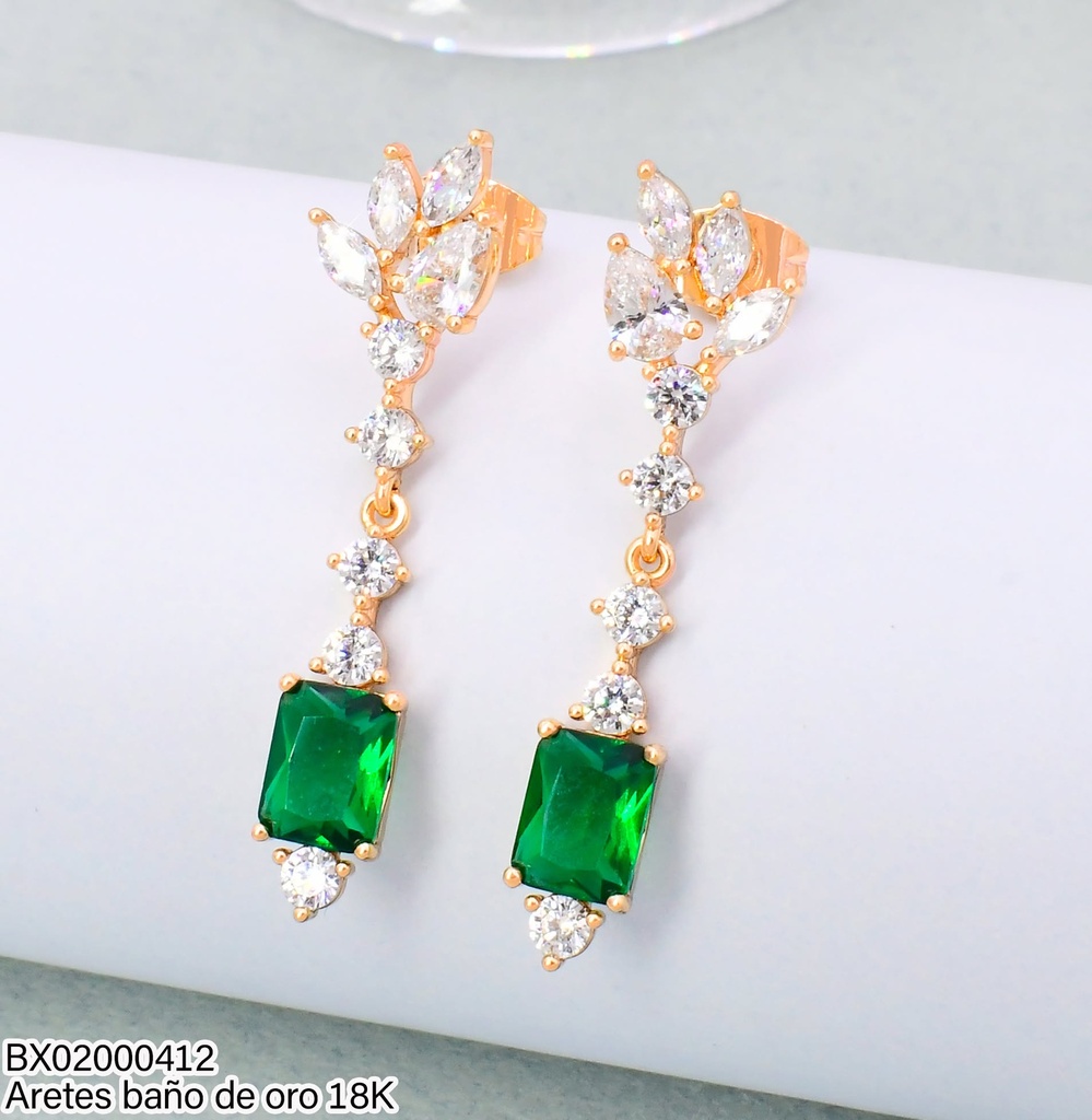 ARETES LARGOS BAÑO DE ORO 18K. XUPING HOJAS ZIRC.C/CUADRO VERDE JECF-12128