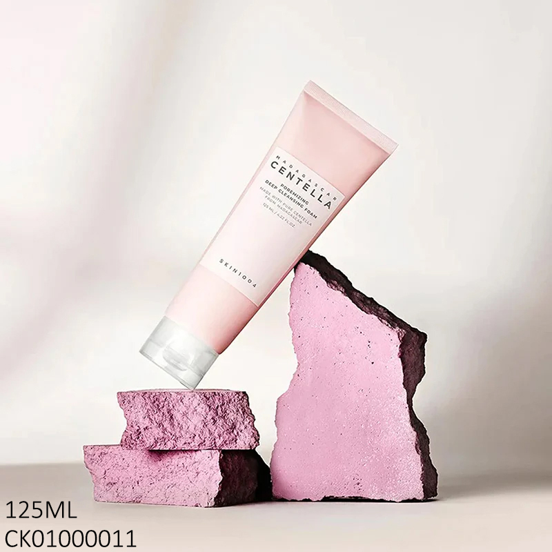 POREMIZING DEEP CLEANSING FOAM MADAGASCAR CENTELLA SKIN1004 125ML