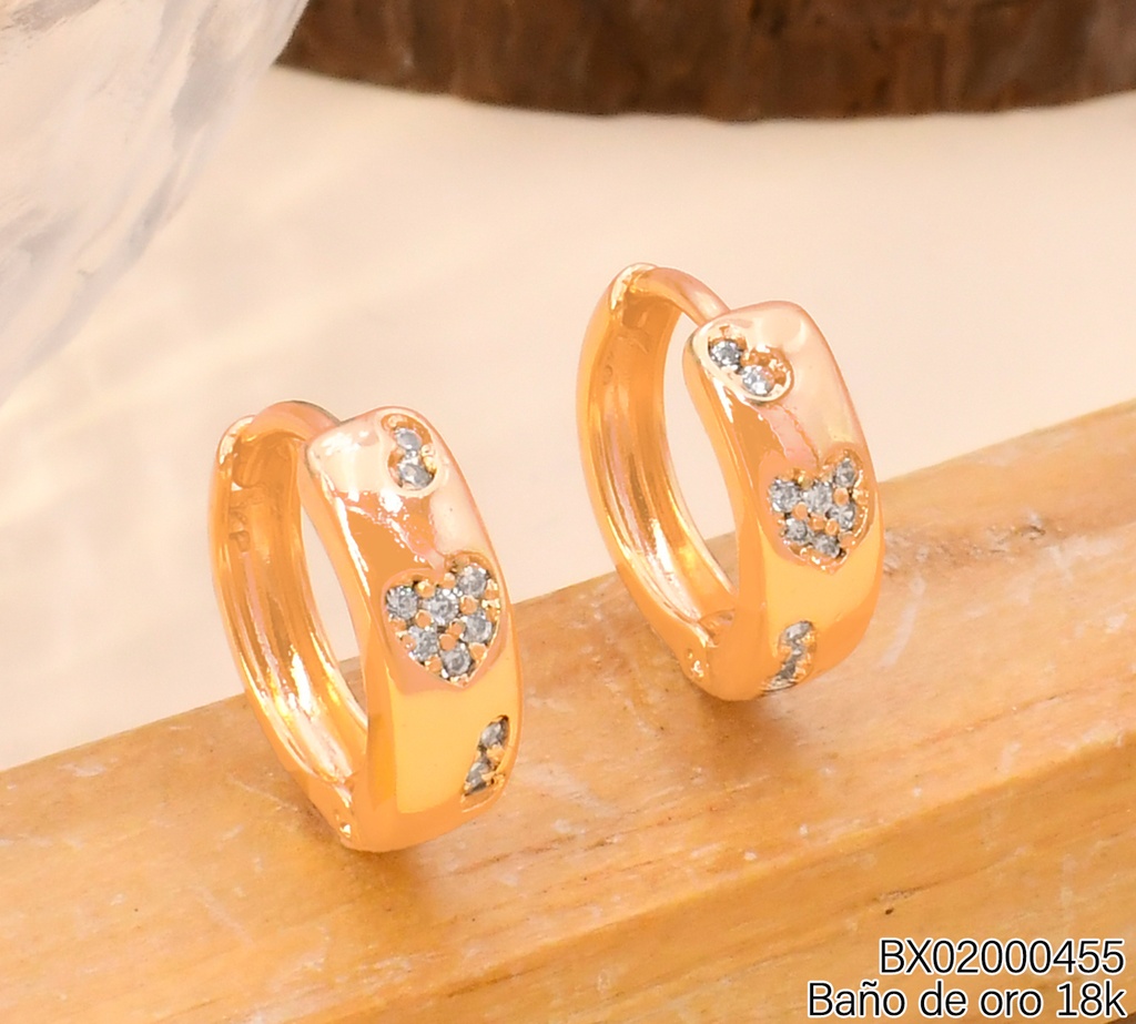 ARETES HUGGIES BAÑO DE ORO 18K XUPING CORAZON ZIRC. 14480