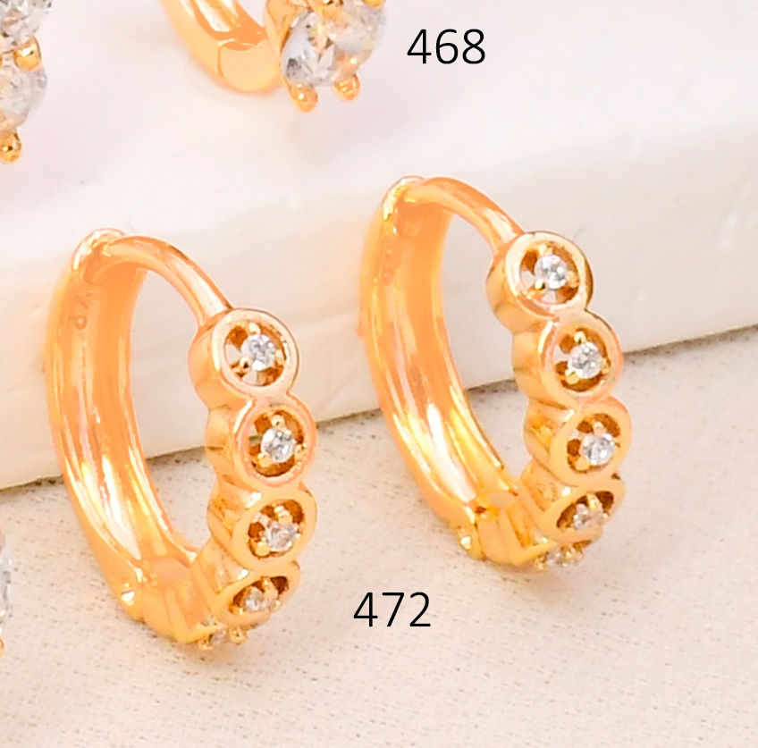 ARETES HUGGIES BAÑO DE ORO 18K XUPING 5 ZIRC RD TEYX-8832