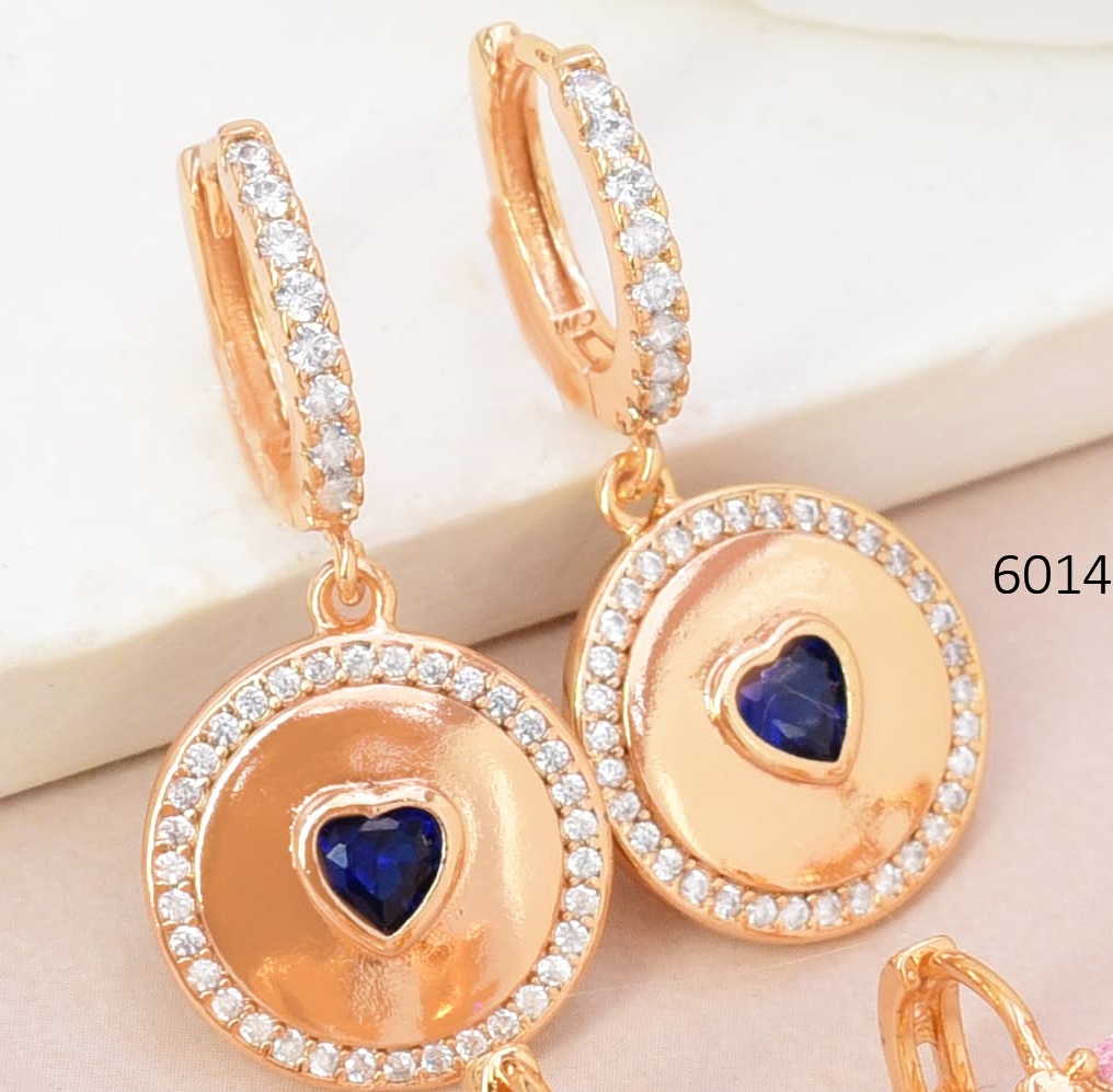 ARETES HUGGIES RD/PLACA CORAZON ZIRC EE5681-291 (IM26)